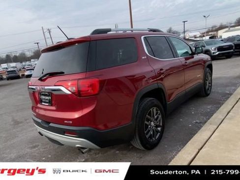 Used 2019 GMC Acadia SLT image 9