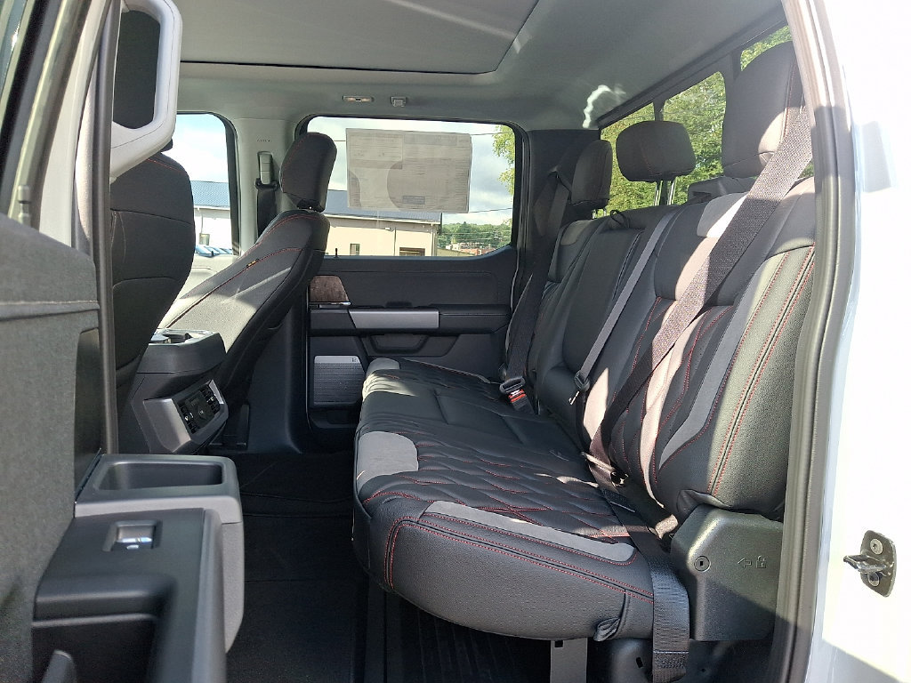 New 2026 Ford F250 Lariat w/ Black Appearance Package AWD/4WD image 5
