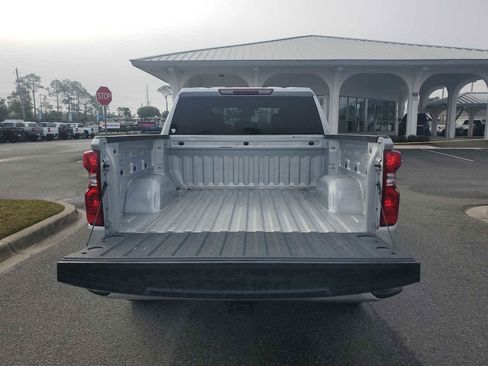 Certified 2022 Chevrolet Silverado 1500 Custom w/ LPO, Dark Essentials Package image 5