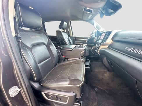 Used 2022 RAM 1500 Laramie AWD/4WD image 30