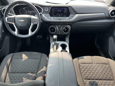 Used 2020 Chevrolet Blazer LT w/ LPO, Floor Liner Package FWD image 3