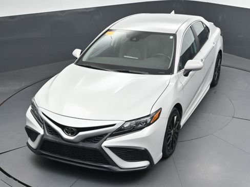 Certified 2024 Toyota Camry SE image 29