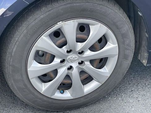 Used 2020 Toyota Corolla LE image 12