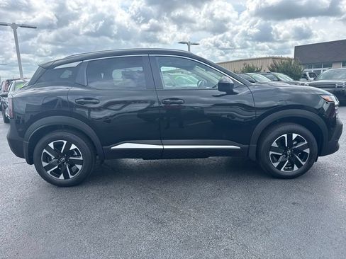 New 2026 Nissan Kicks SV w/ SV Premium Package AWD/4WD image 6