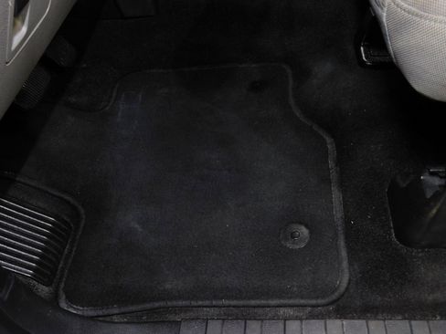 Used 2018 Ford F150 XLT w/ Heavy-Duty Payload Package image 35