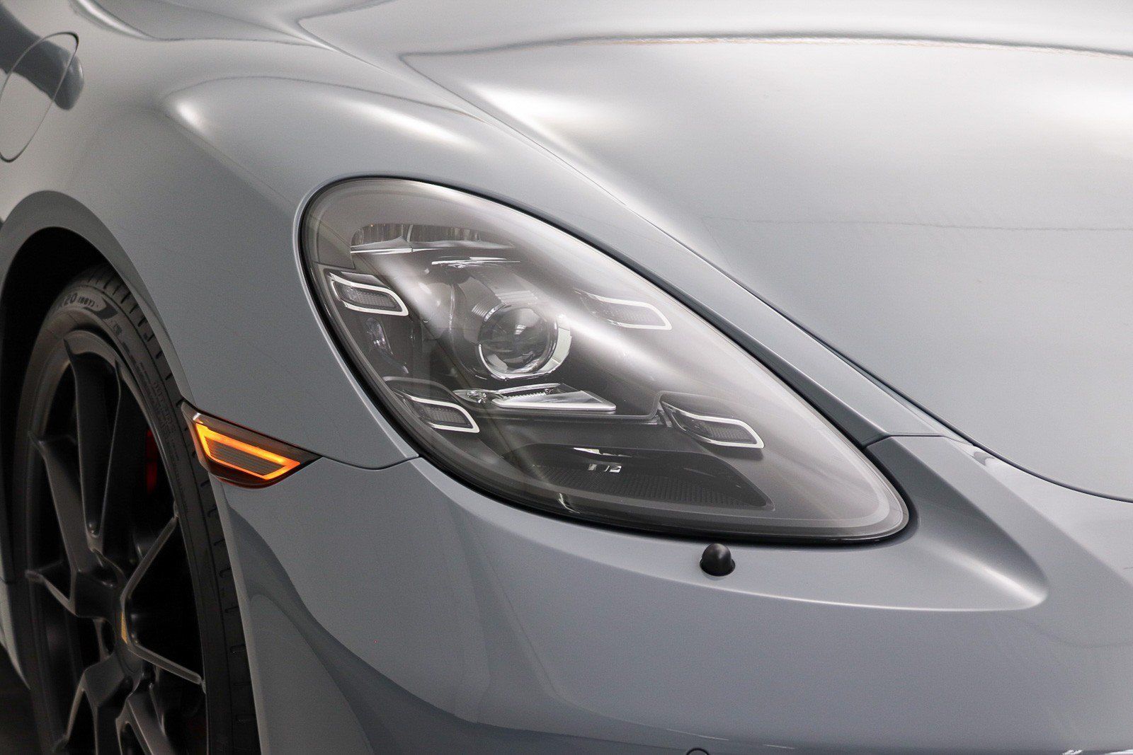 Used 2024 Porsche 718 Cayman GTS RWD image 9
