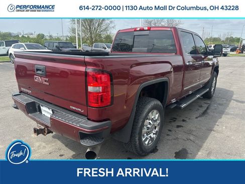 Used 2015 GMC Sierra 2500 Denali w/ Duramax Plus Package image 4
