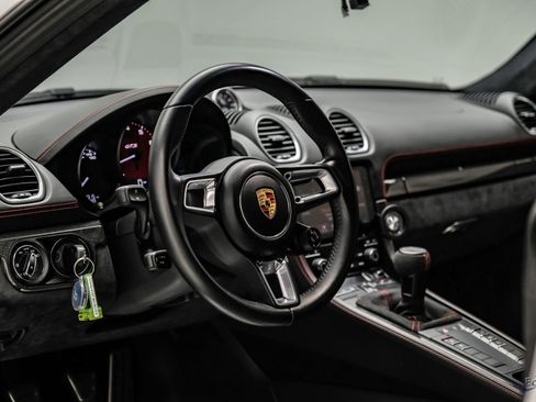 Used 2019 Porsche 718 Cayman GTS RWD image 47