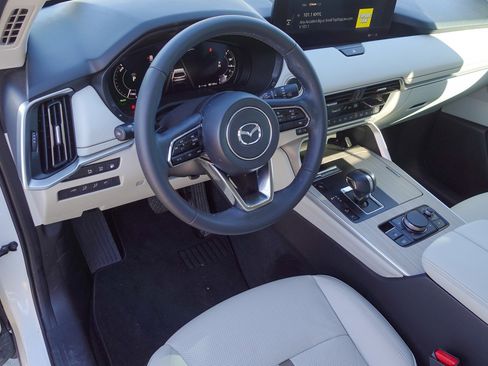 Used 2024 MAZDA CX-90 Plug-In Hybrid w/ Premium Plus image 9