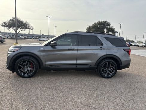Certified 2025 Ford Explorer ST-Line w/ Premium Package image 2