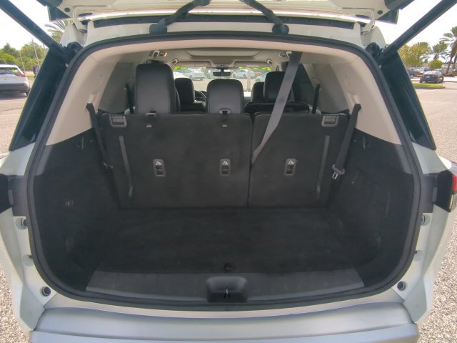 Used 2024 Nissan Pathfinder SL w/ SL Premium Package FWD image 14