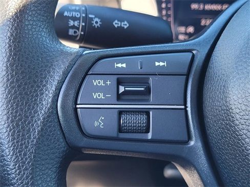 Used 2025 Honda Accord LX image 17