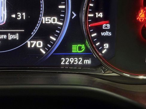 Used 2023 GMC Acadia AT4 w/ Technology Package AWD/4WD image 27