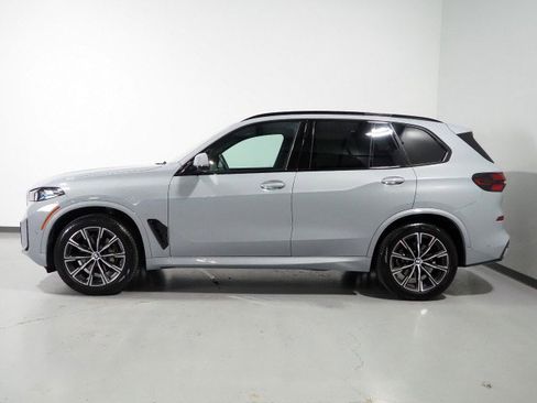 Used 2026 BMW X5 sDrive40i w/ M Sport Package RWD image 9