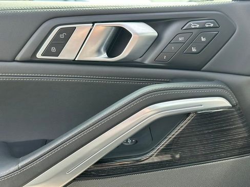 Certified 2025 BMW X6 M60i w/ Climate Comfort Package image 21