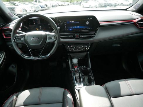 Used 2024 Chevrolet TrailBlazer RS w/ Convenience Package AWD/4WD image 14