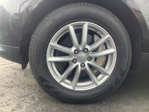 Used 2019 Land Rover Range Rover Sport SE image 22