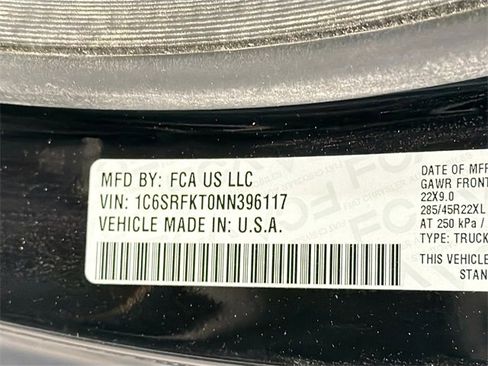 Used 2022 RAM 1500 Limited w/ Body Color Bumper Group image 26