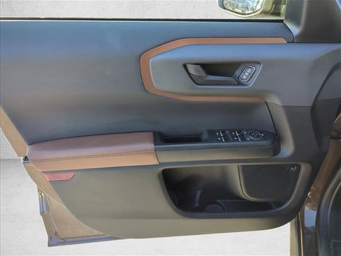 Used 2022 Ford Bronco Sport Outer Banks w/ Tech Package AWD/4WD image 7