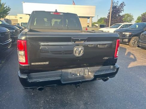 Used 2022 RAM 1500 Big Horn AWD/4WD image 3