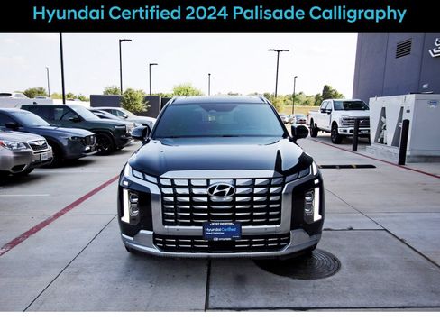 Certified 2024 Hyundai Palisade Calligraphy AWD/4WD image 2