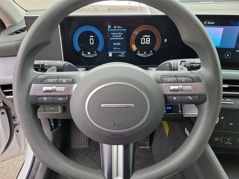 Used 2025 Hyundai Sonata SEL image 17