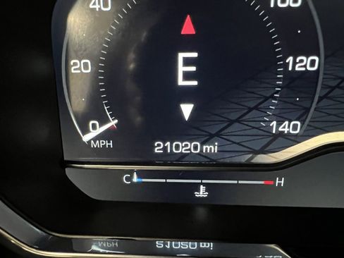 Used 2024 GMC Sierra 1500 Elevation image 32