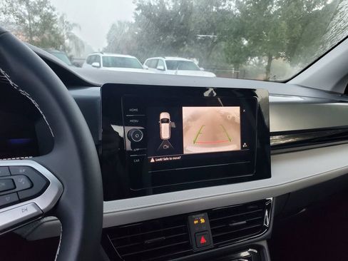 New 2026 Volkswagen Taos S FWD image 10