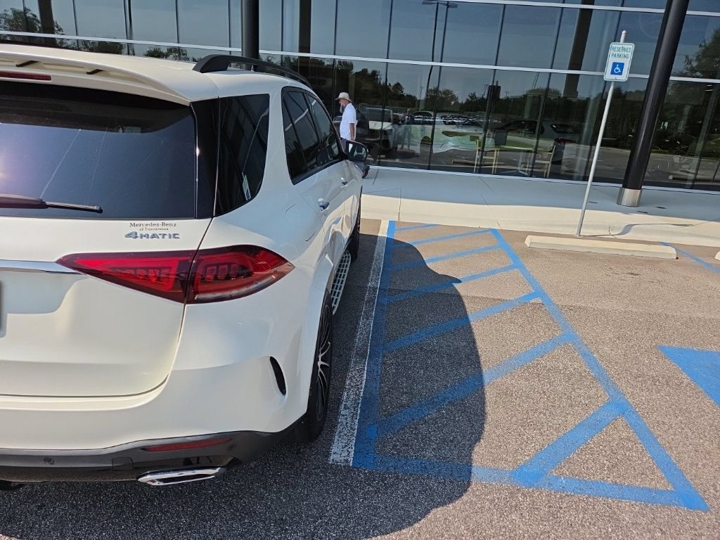 Certified 2021 Mercedes-Benz GLE 350 4MATIC image 8