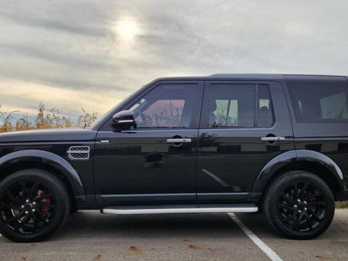 Used 2016 Land Rover LR4 HSE Silver Edition image 2