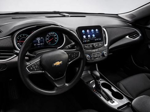 Used 2024 Chevrolet Malibu LS FWD image 10