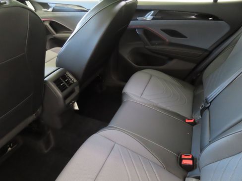 New 2026 Volkswagen Tiguan SE R-Line image 24