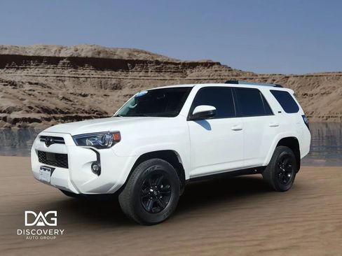Used 2024 Toyota 4Runner SR5 image 1