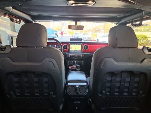 Used 2021 Jeep Wrangler Rubicon AWD/4WD image 15
