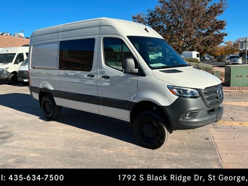 Used 2026 Mercedes-Benz Sprinter 2500 image 7