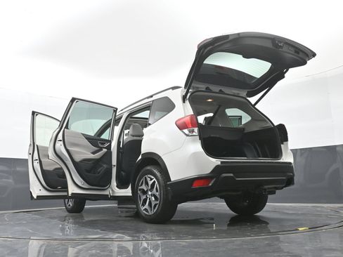 Used 2021 Subaru Forester Premium AWD/4WD image 52