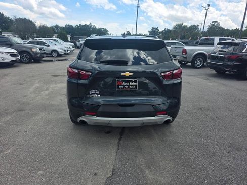 Used 2019 Chevrolet Blazer LT FWD image 3