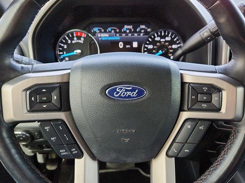 Used 2022 Ford F250 Platinum w/ FX4 Off-Road Package image 24