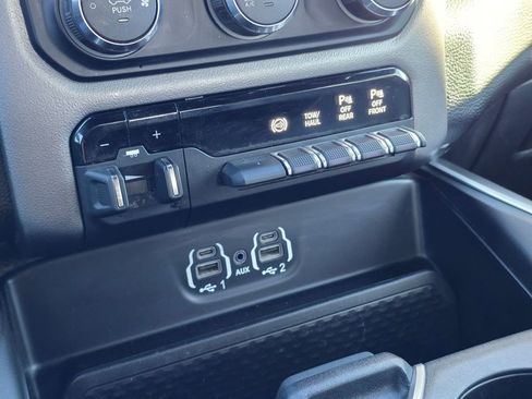 Used 2024 RAM 2500 Big Horn w/ Off Road Package image 31