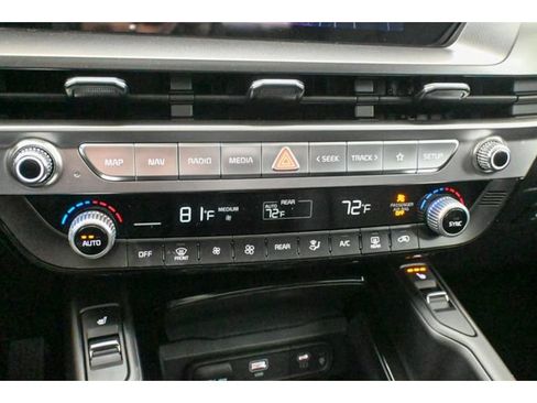 New 2025 Kia Telluride S image 31