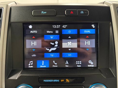 Used 2019 Ford F150 Lariat w/ Equipment Group 502A Luxury image 15