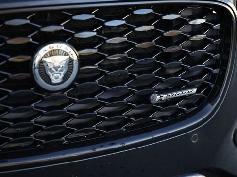 New 2024 Jaguar XF R-Dynamic SE image 17