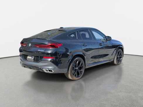 Used 2024 BMW X6 M60i image 3