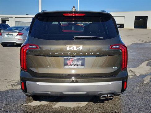 New 2025 Kia Telluride S image 4