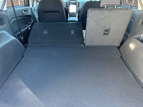 New 2024 Ford Edge SE w/ Black Appearance Package AWD/4WD image 17