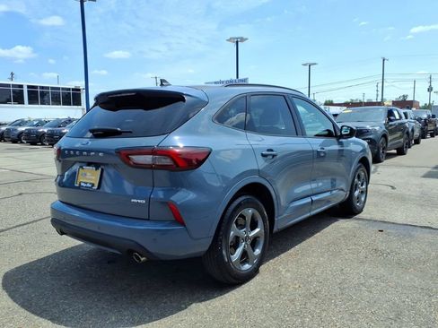 Certified 2024 Ford Escape ST-Line w/ Tech Pack #1 AWD/4WD image 6