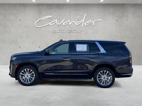 Used 2023 Cadillac Escalade Premium Luxury image 13