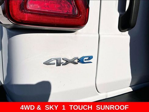 Used 2021 Jeep Wrangler Unlimited Sahara w/ Cold Weather Group image 22