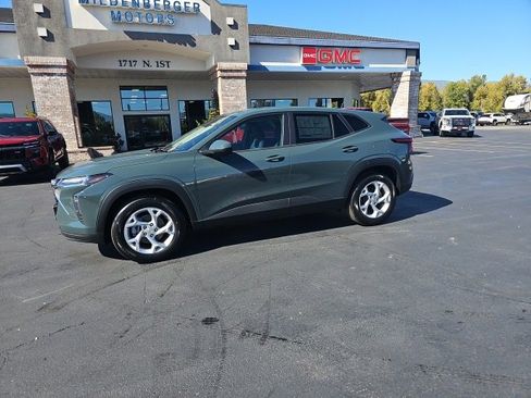 New 2026 Chevrolet Trax LS w/ LS Convenience Package image 43