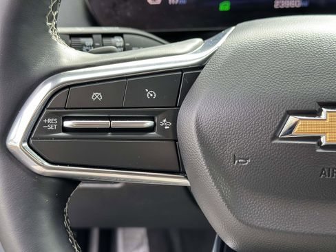 Used 2024 Chevrolet Equinox EV LT image 14